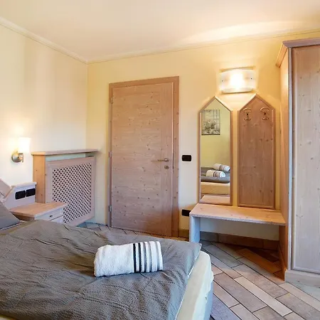 6 Apartman *